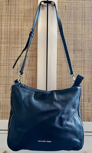 Michael kors large pebbled - kors,