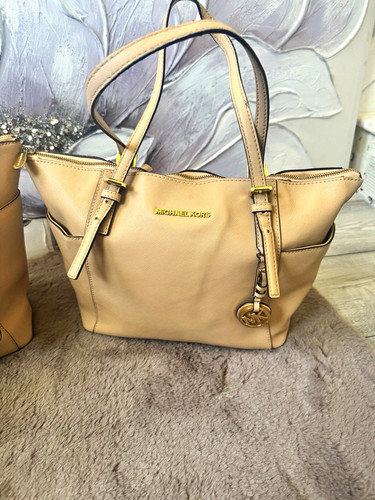 Michael kors beige saffiano - michael,