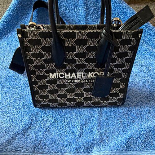 Michael kors logo - kors, mk