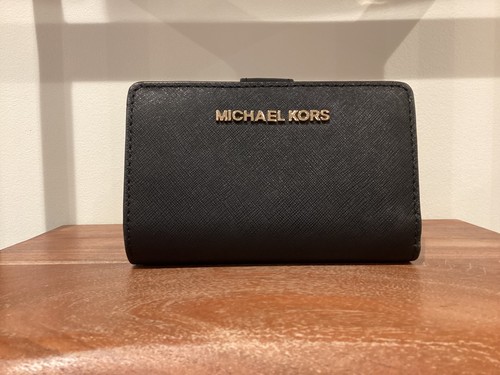 Excellent condition michael - excellent,