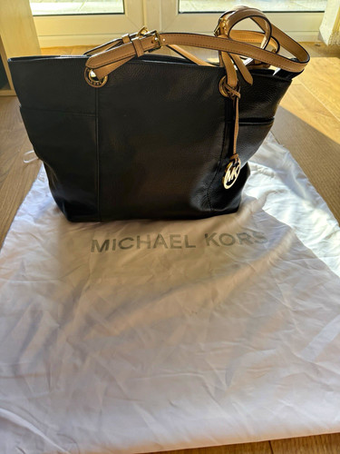 Michael kors black pebbled - black,