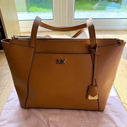 Michael kors brown pebbled - kors,